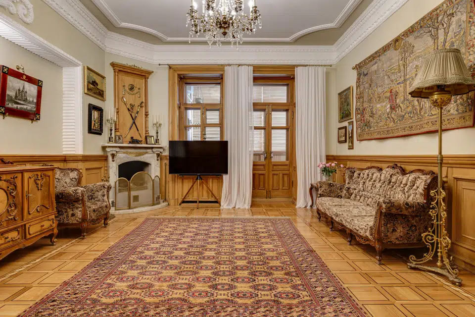 Продаётся 3-комнатная квартира, 107 м²