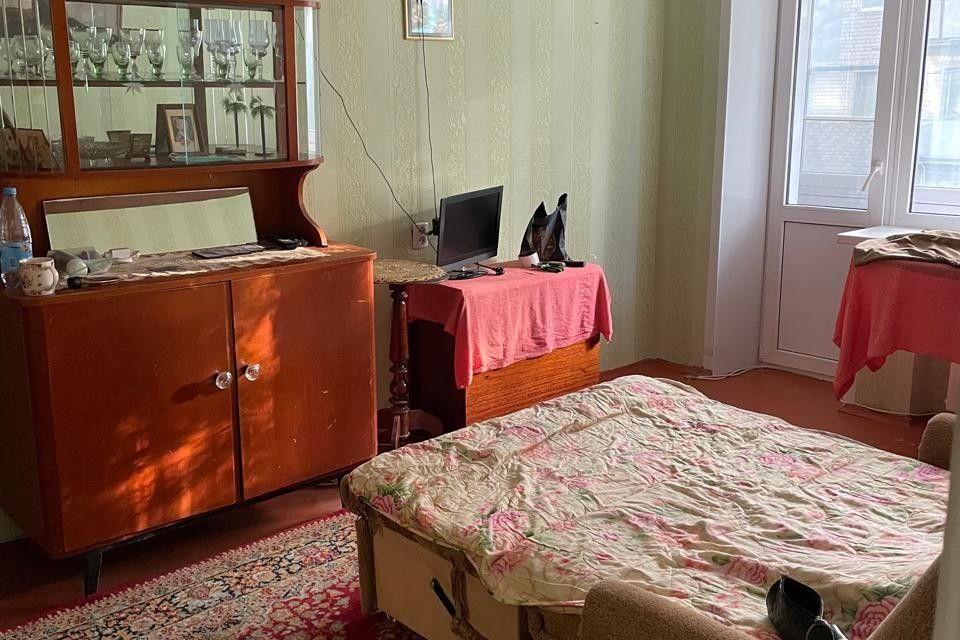 Сдаётся 3-комнатная квартира, 42 м²