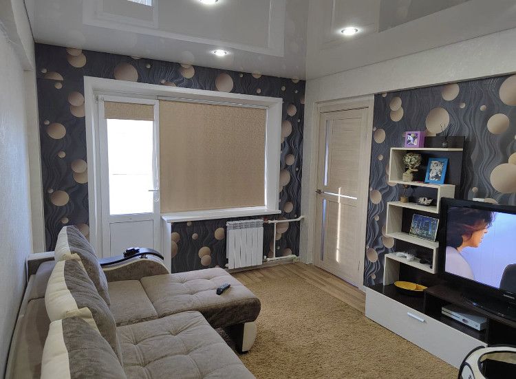 Продаётся 4-комнатная квартира, 60 м²