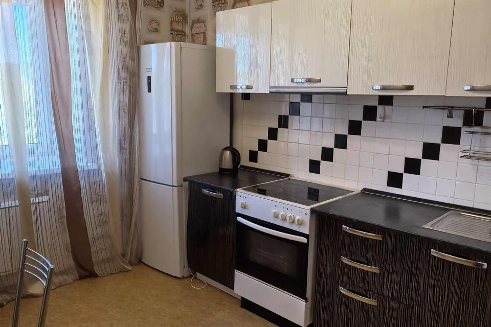 Сдаётся 2-комнатная квартира, 67 м²