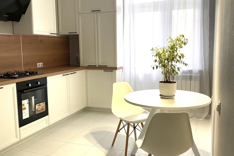 Сдаётся 2-комнатная квартира, 50 м²