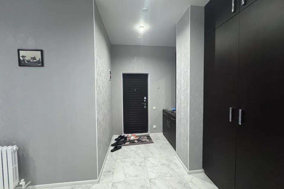 Сдаётся 3-комнатная квартира, 160 м²