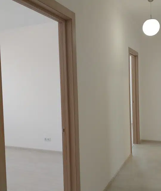 Продаётся 3-комнатная квартира, 77 м²