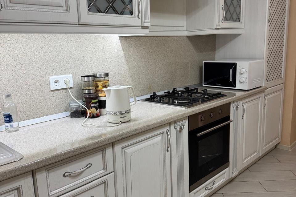 Продаётся 1-комнатная квартира, 55.2 м²