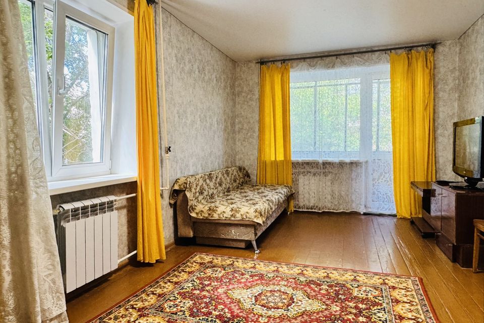 Продаётся 1-комнатная квартира, 32 м²