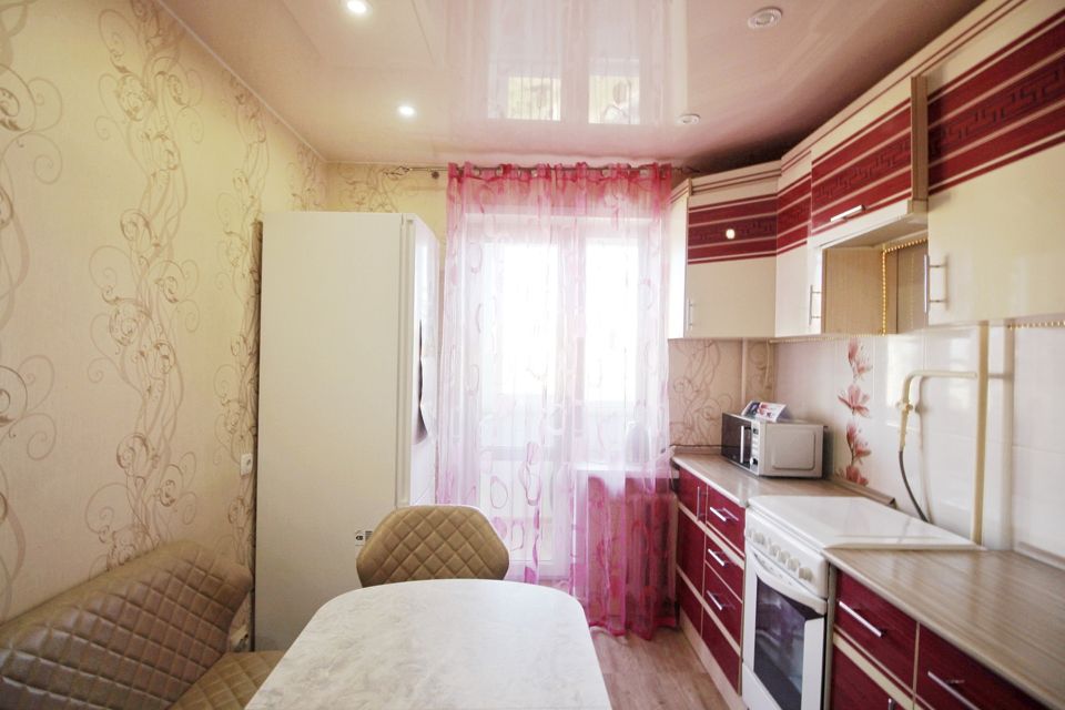 Продаётся 3-комнатная квартира, 69.4 м²