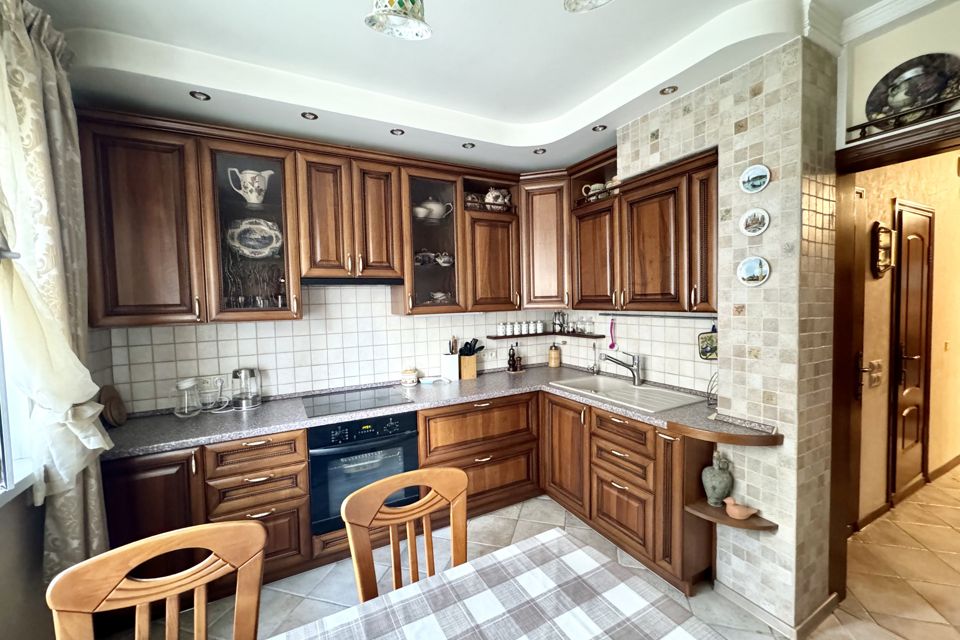 Продаётся 3-комнатная квартира, 75.3 м²