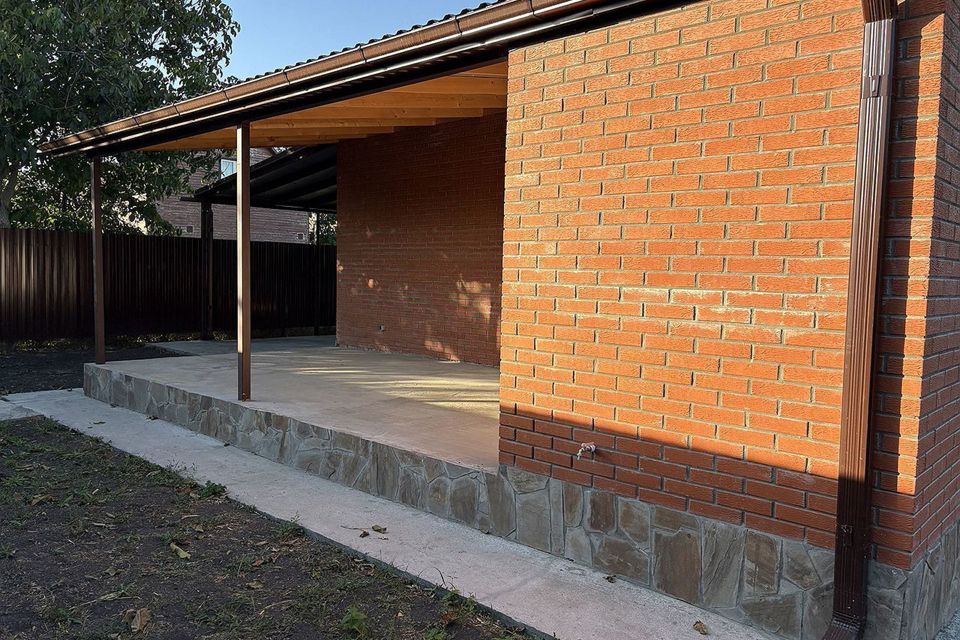 Продаётся 3-этажный дом, 105 м²