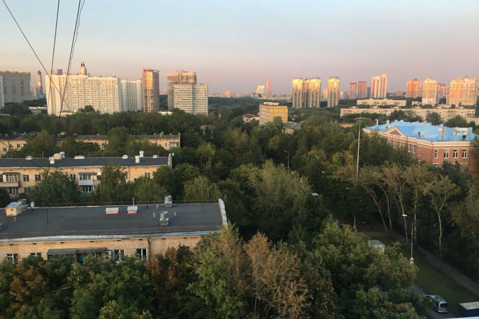 Продаётся 1-комнатная квартира, 43.1 м²