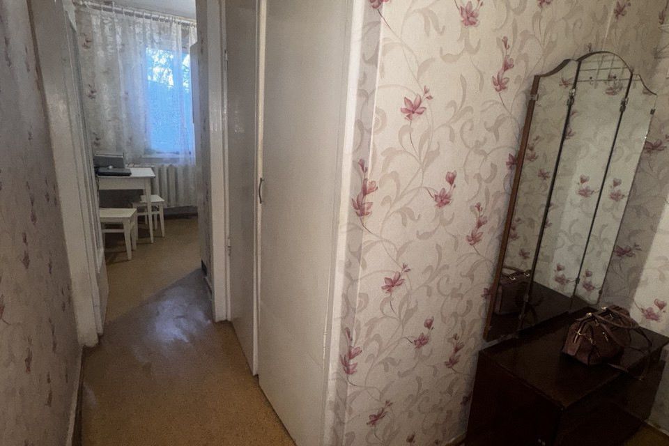 Продаётся 1-комнатная квартира, 32 м²