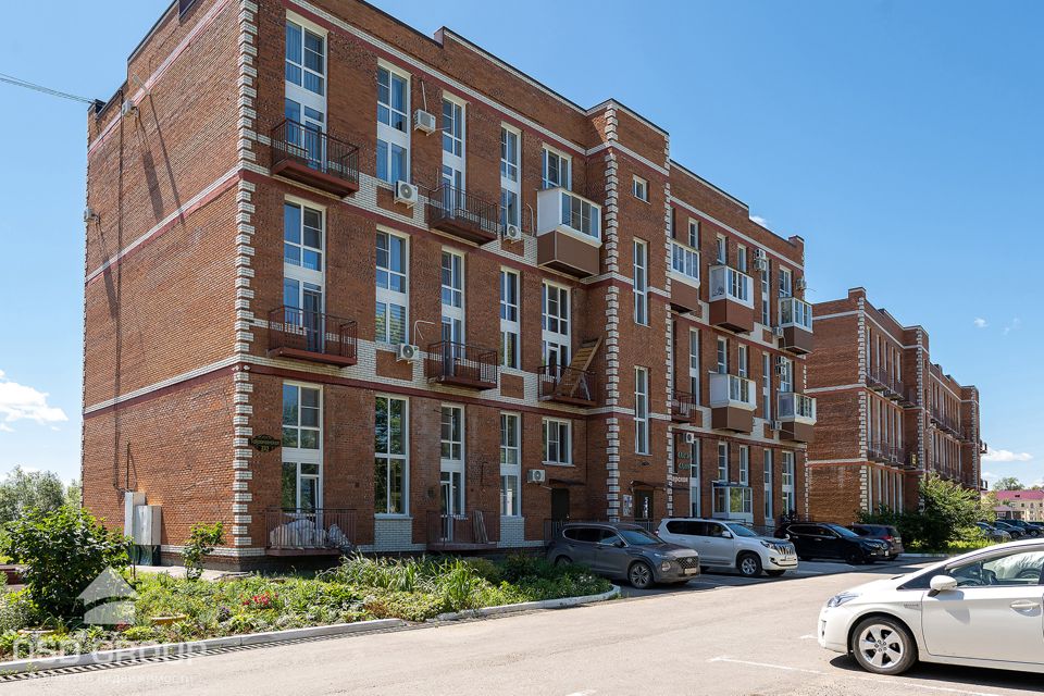 Продаётся 2-комнатная квартира, 64.1 м²