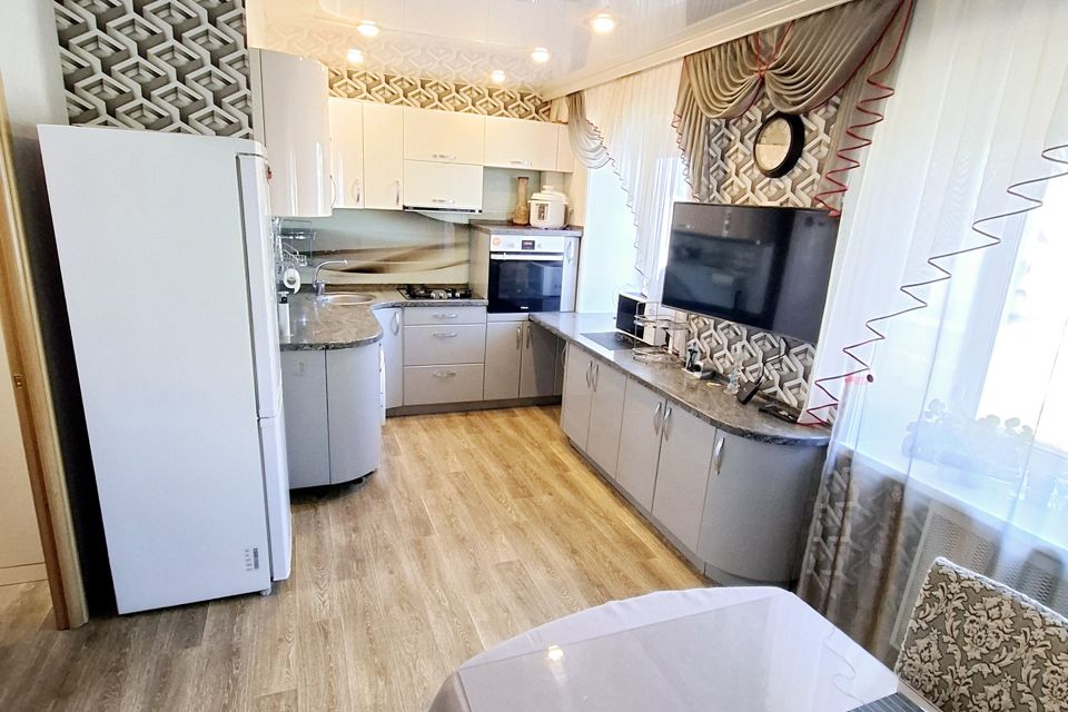 Продаётся 2-комнатная квартира, 54.5 м²