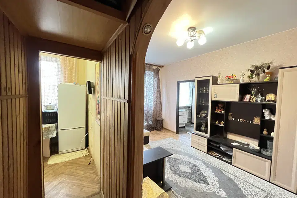 Продаётся 2-комнатная квартира, 42.4 м²