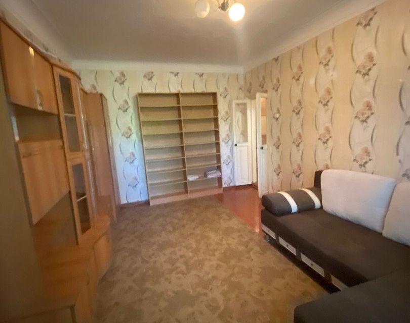 Продаётся 3-комнатная квартира, 59.4 м²