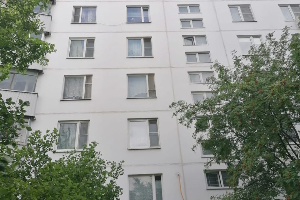 Продаётся 3-комнатная квартира, 63.5 м²