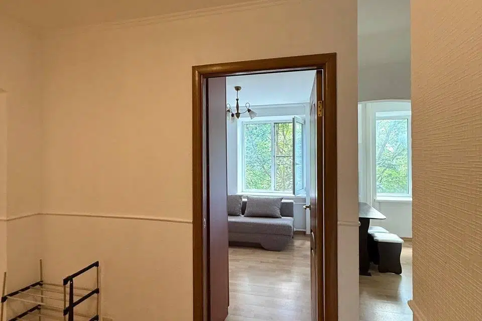 Продаётся 3-комнатная квартира, 54.9 м²