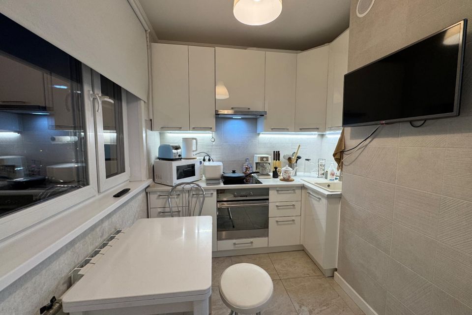 Продаётся 1-комнатная квартира, 37.4 м²