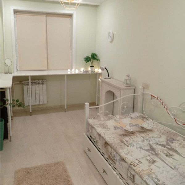 Продаётся 2-комнатная квартира, 43.8 м²