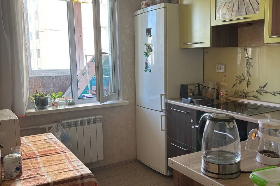 Продаётся 3-комнатная квартира, 65.3 м²