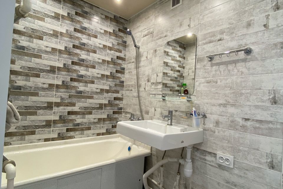 Продаётся 1-комнатная квартира, 30.8 м²