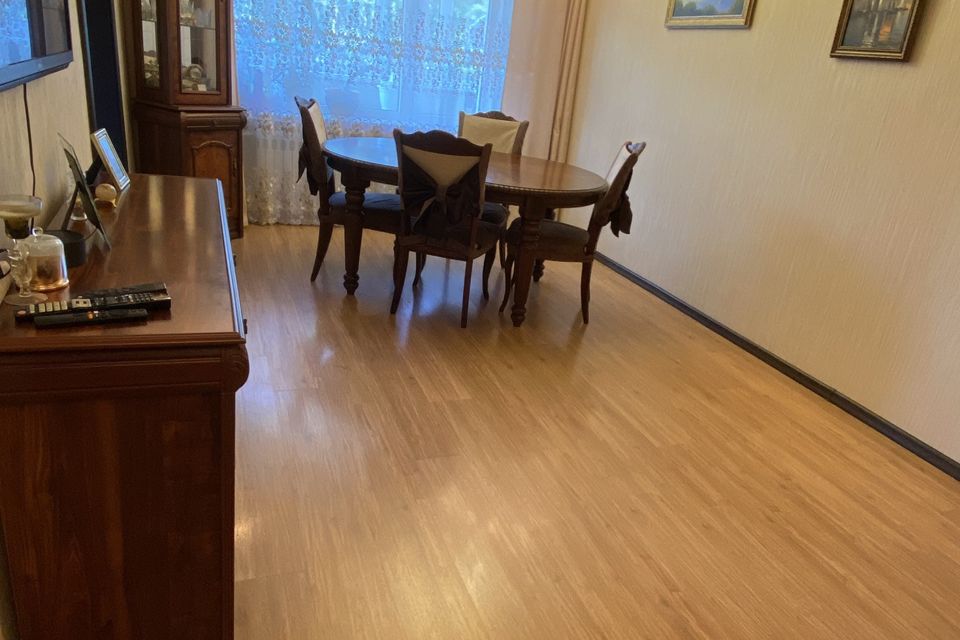 Продаётся 3-комнатная квартира, 62 м²
