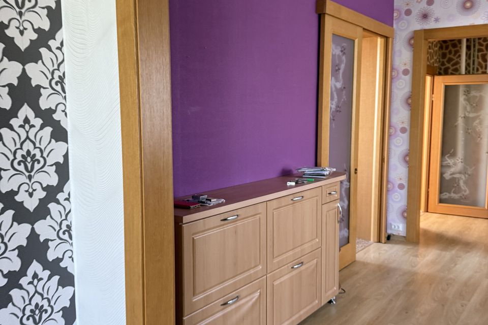 Продаётся 3-этажный дом, 271 м²