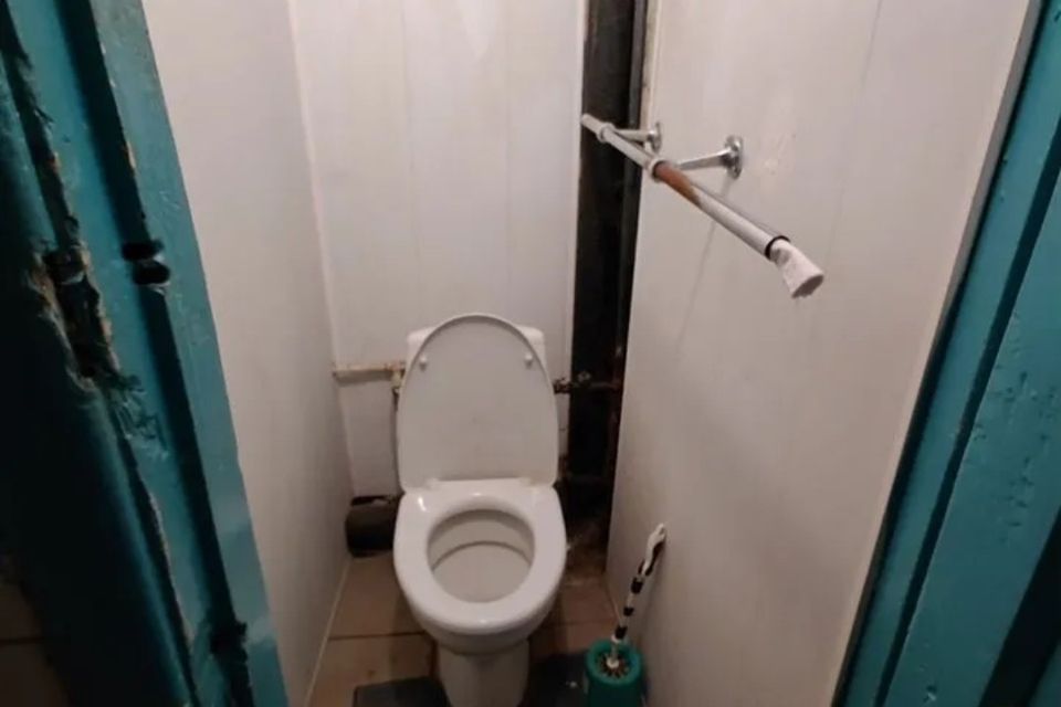 Продаётся комната в 4-комн. квартире, 18 м²