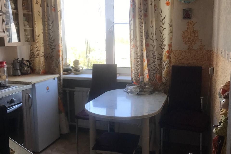 Продаётся 3-комнатная квартира, 58.8 м²