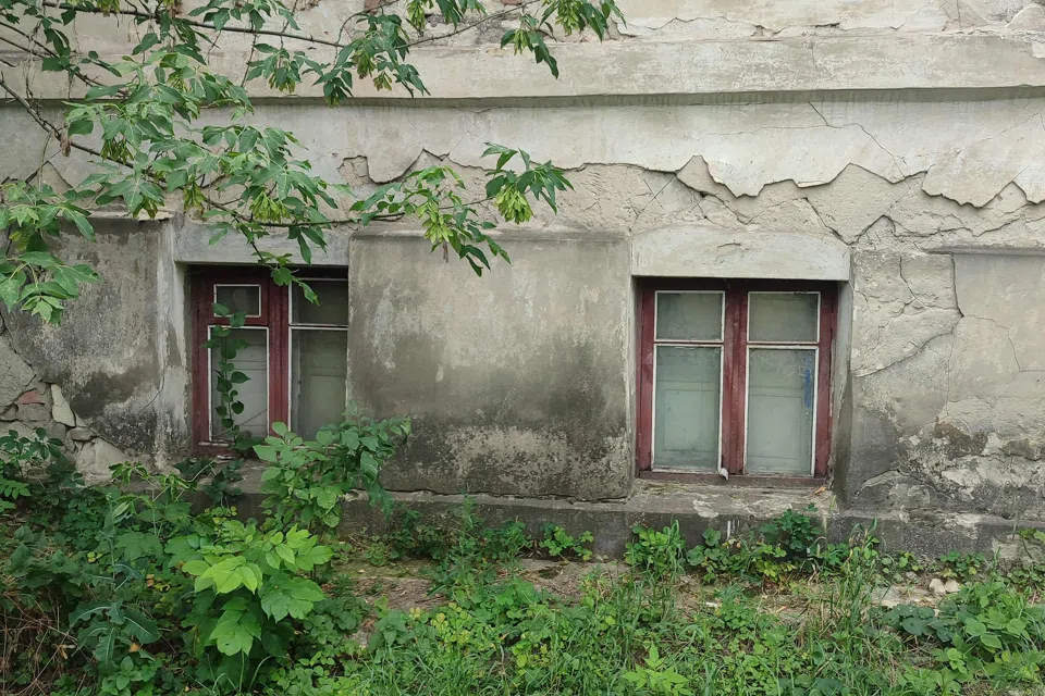 Продаётся 2 комнаты в 4-комн. квартире, 45.7 м²