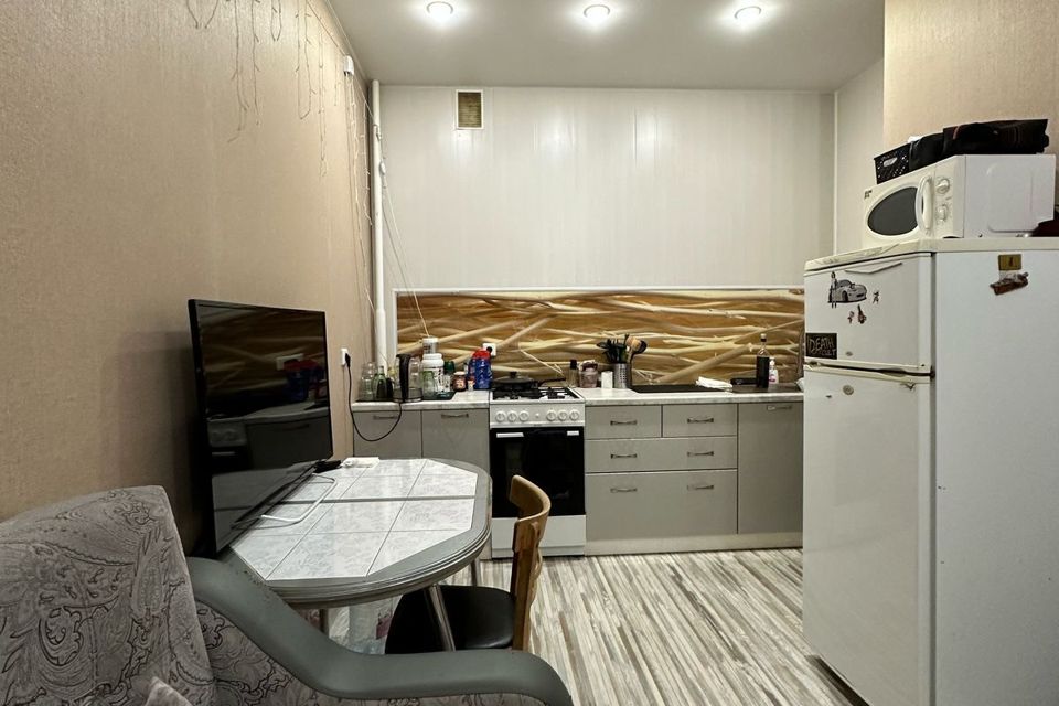 Продаётся 1-комнатная квартира, 43 м²