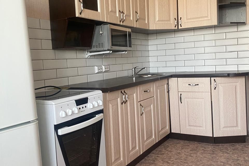 Сдаётся 2-комнатная квартира, 52 м²