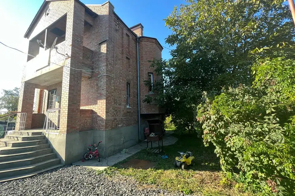 Продаётся 2-этажный дом, 80 м²