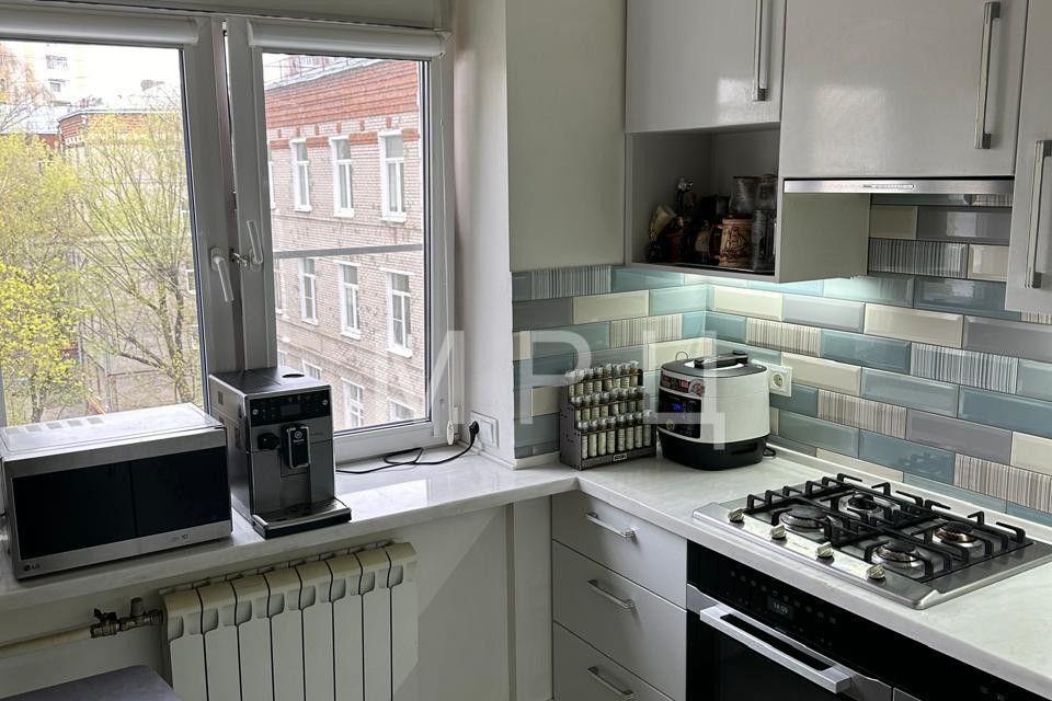 Продаётся 4-комнатная квартира, 96.8 м²