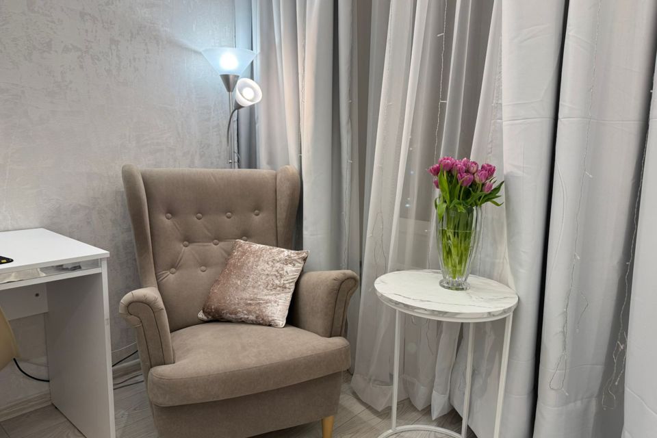 Продаётся 4-комнатная квартира, 115 м²