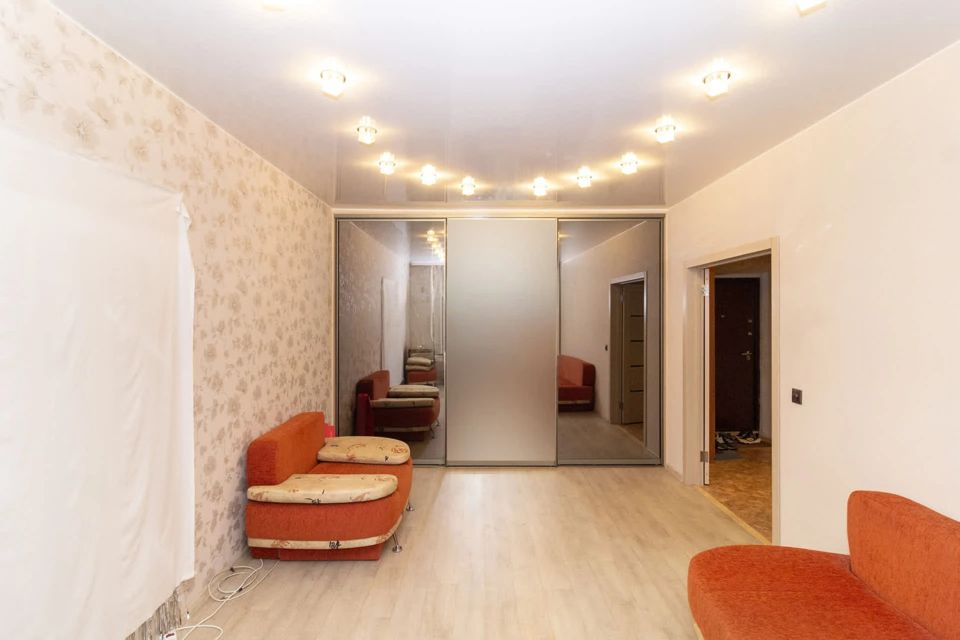 Продаётся 1-комнатная квартира, 41.8 м²