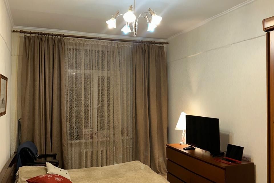 Продаётся комната в 1-комн. квартире, 18 м²