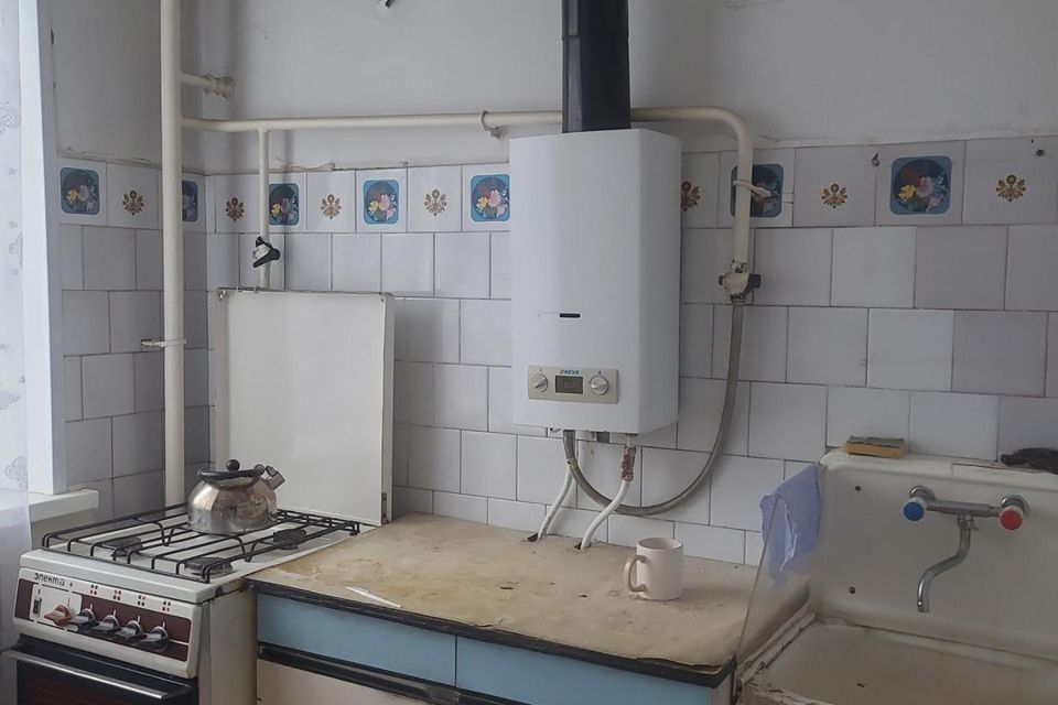 Продаётся 3-комнатная квартира, 50.9 м²