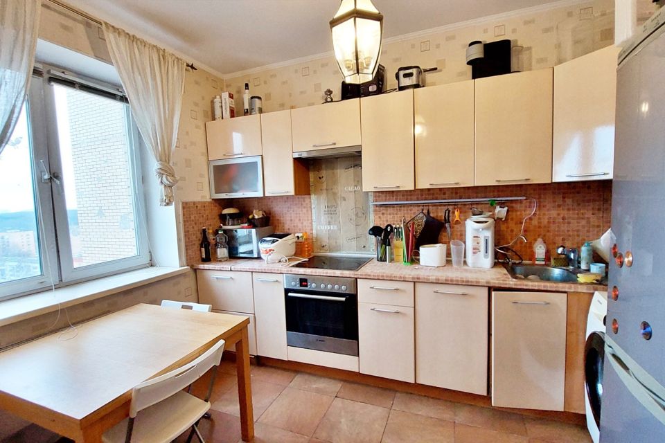 Продаётся 1-комнатная квартира, 45.7 м²