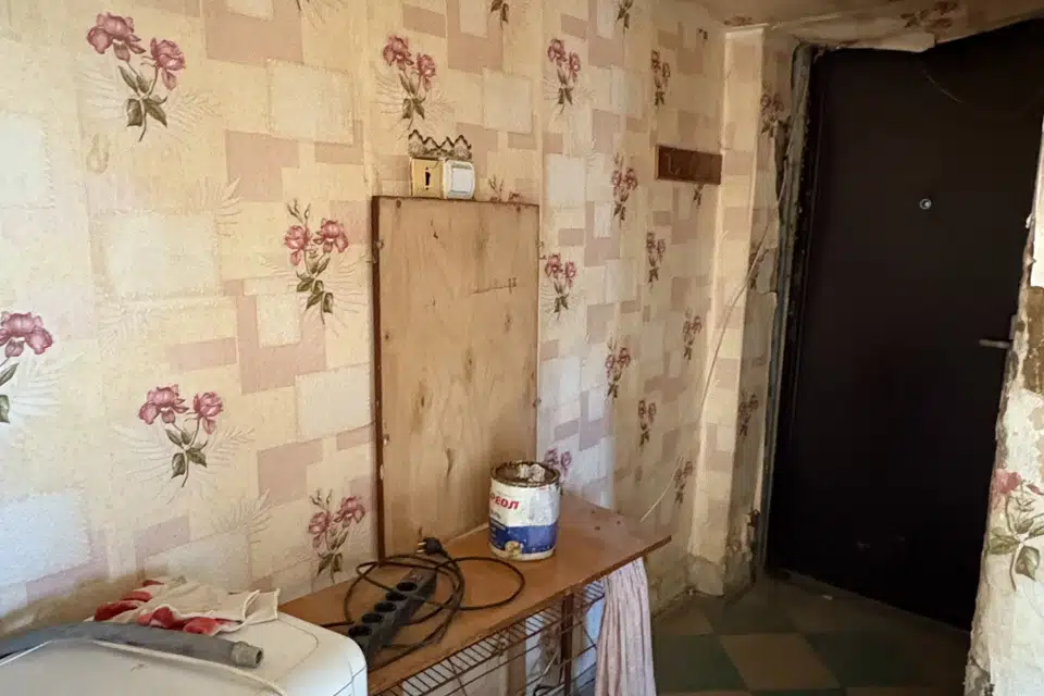 Продаётся комната в 2-комн. квартире, 10 м²