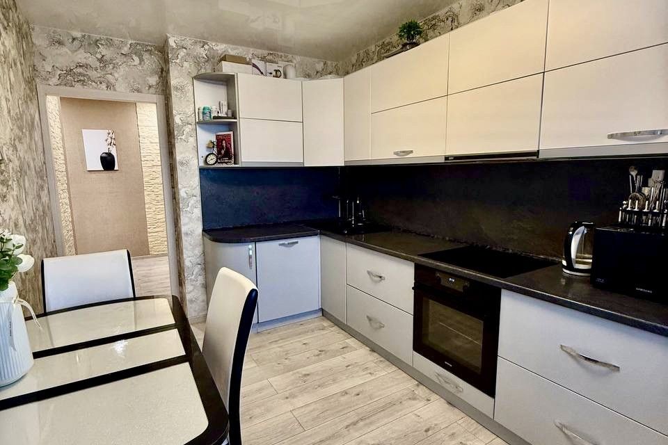 Продаётся 3-комнатная квартира, 80.3 м²