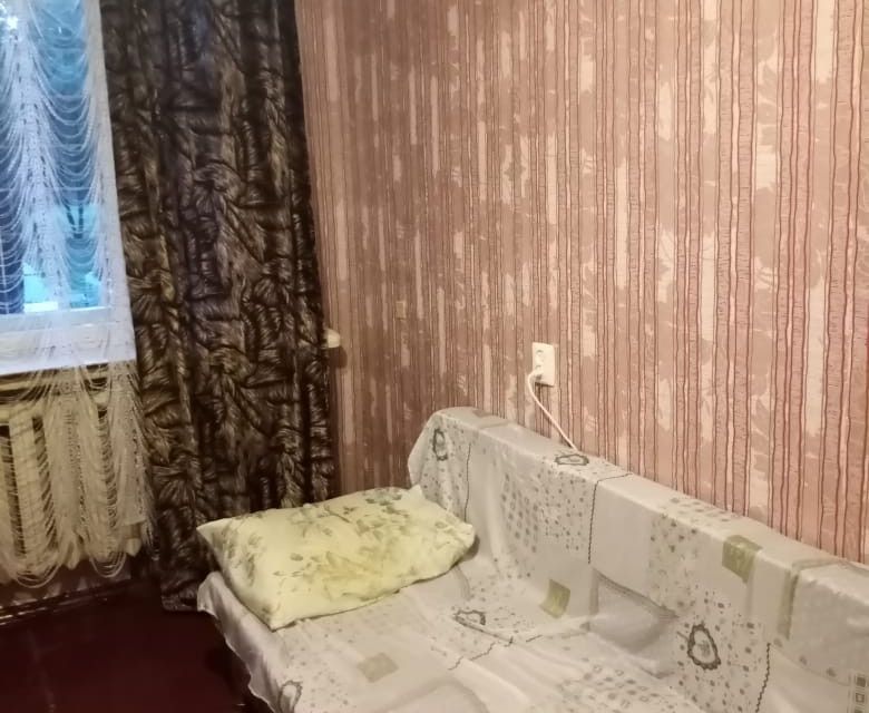Продаётся комната в 3-комн. квартире, 57 м²