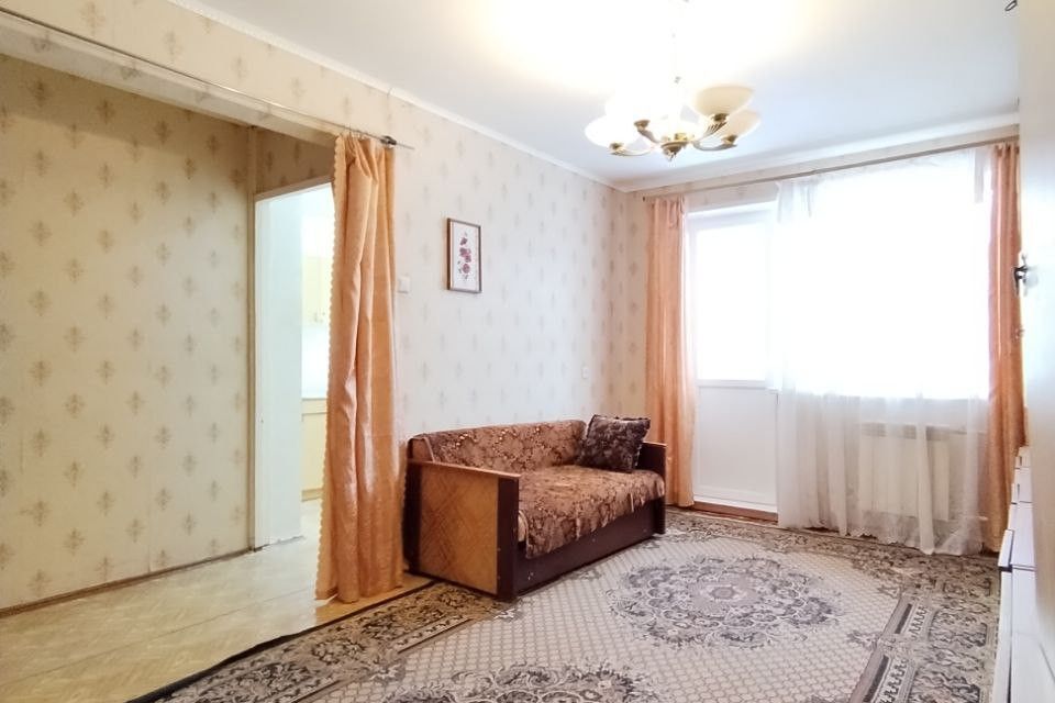 Продаётся 3-комнатная квартира, 59.8 м²