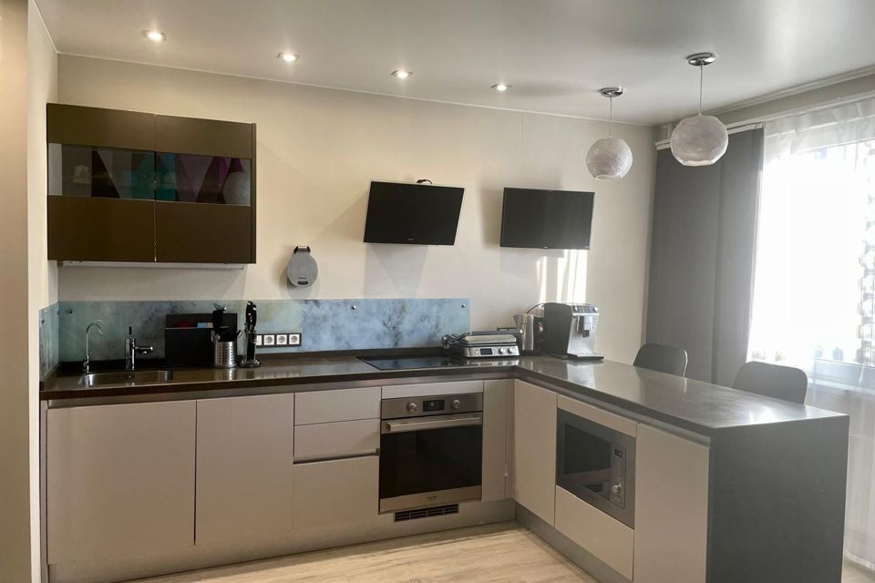 Продаётся 3-комнатная квартира, 84.1 м²