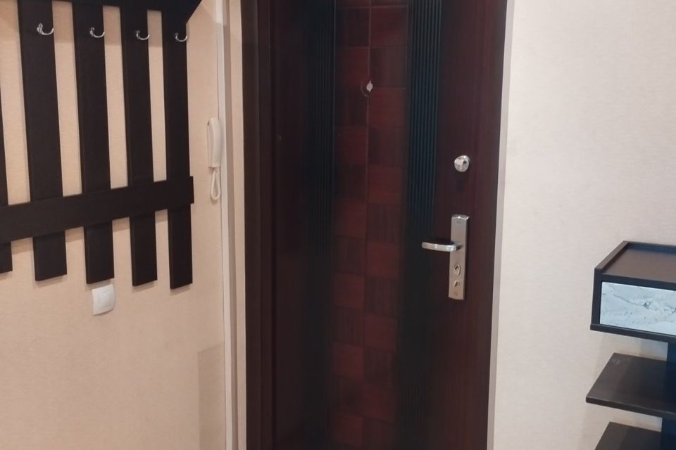 Продаётся 1-комнатная квартира, 35.6 м²
