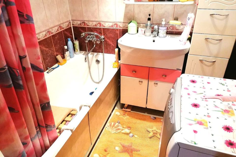 Продаётся 2-комнатная квартира, 61.9 м²