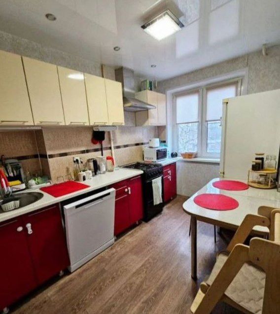 Продаётся 2-комнатная квартира, 43.3 м²
