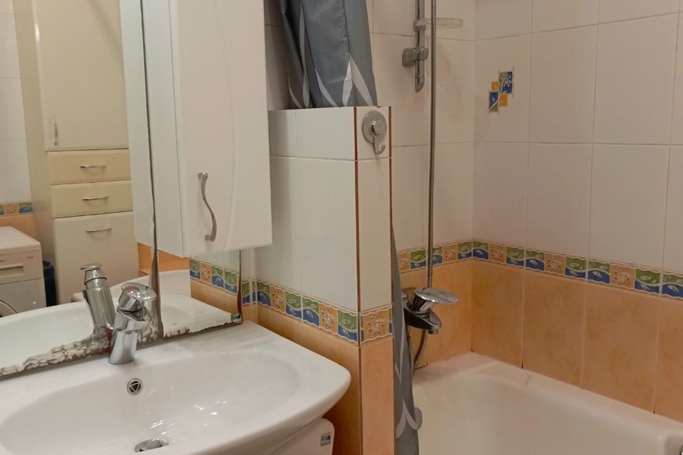 Продаётся 3-комнатная квартира, 70.3 м²