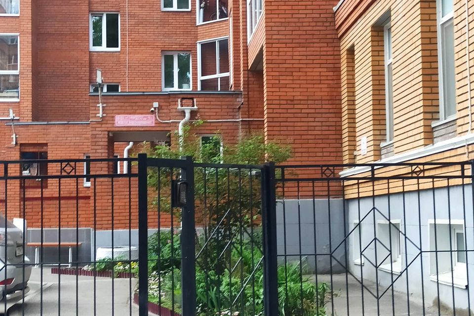 Продаётся 3-комнатная квартира, 89.9 м²