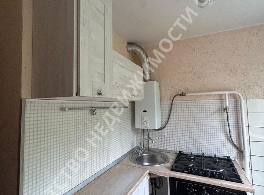 Продаётся 2-комнатная квартира, 42.1 м²