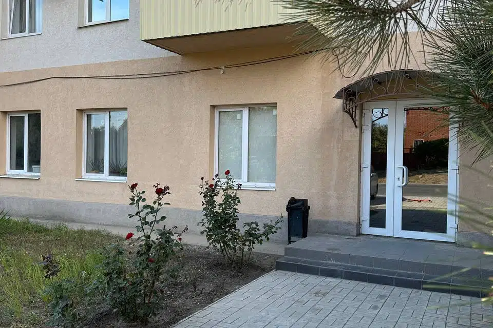 Продаётся 3-комнатная квартира, 108.6 м²